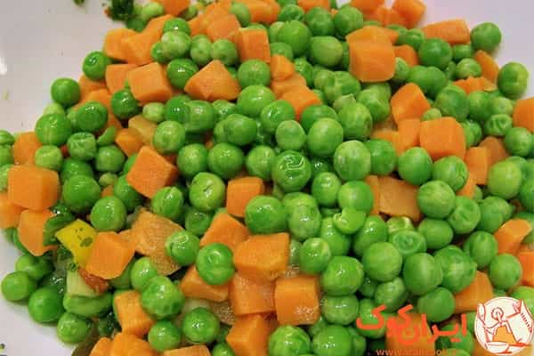 هویج و نخود فرنگی
